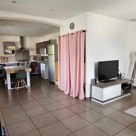 Appartement Dans Notre Maison Domessin Экстерьер фото
