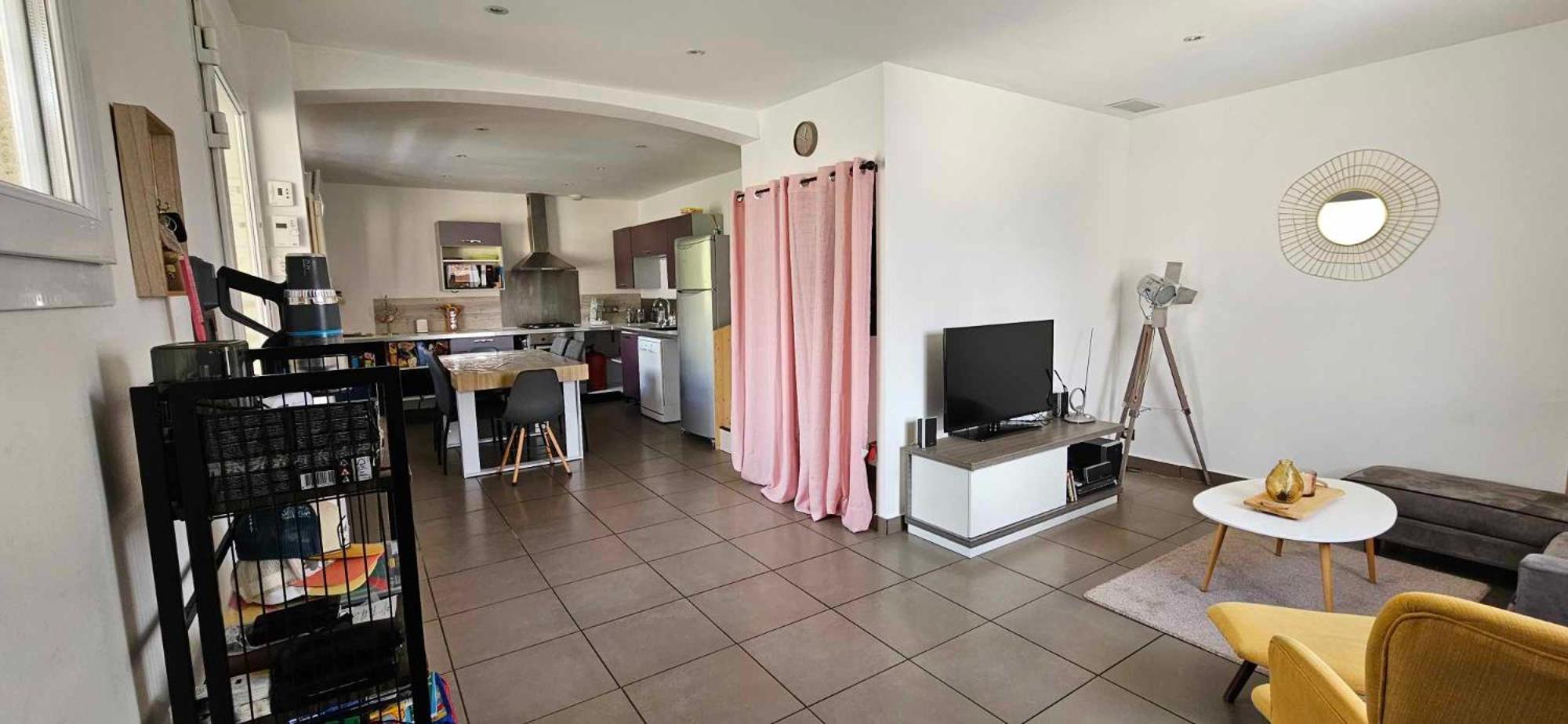 Appartement Dans Notre Maison Domessin Экстерьер фото
